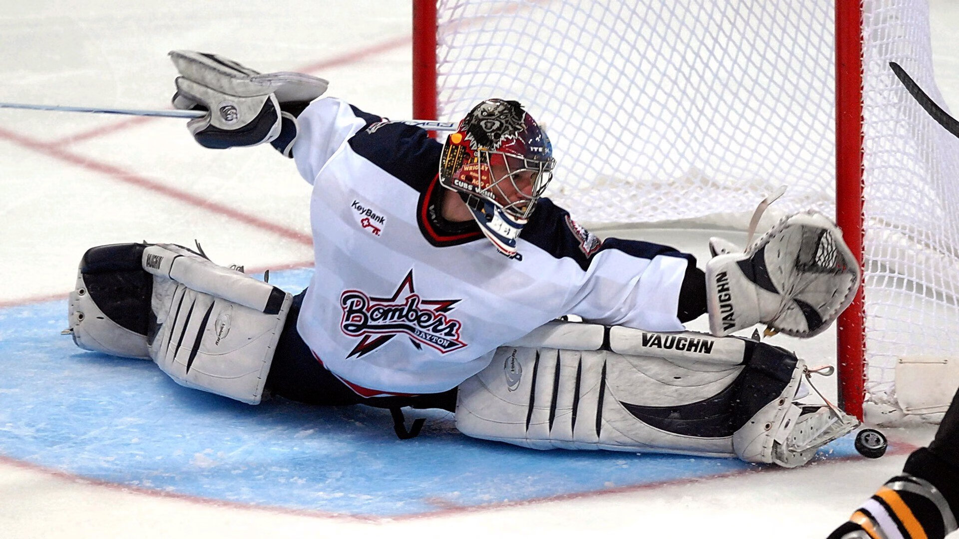 欧宝App-阿扎伦卡新星出色防守表现惊艳，MAD未来可期！